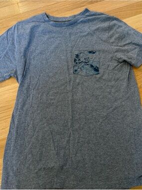 Old Navy Heathered Blue Short Sleeve Tee with Pocket Print